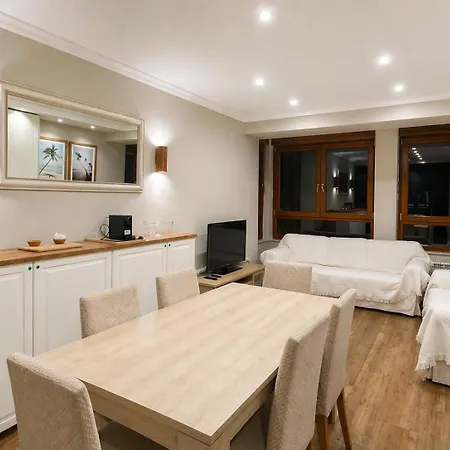 Biescas Suites Apartamento *