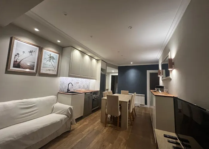 Biescas Suites アパート *